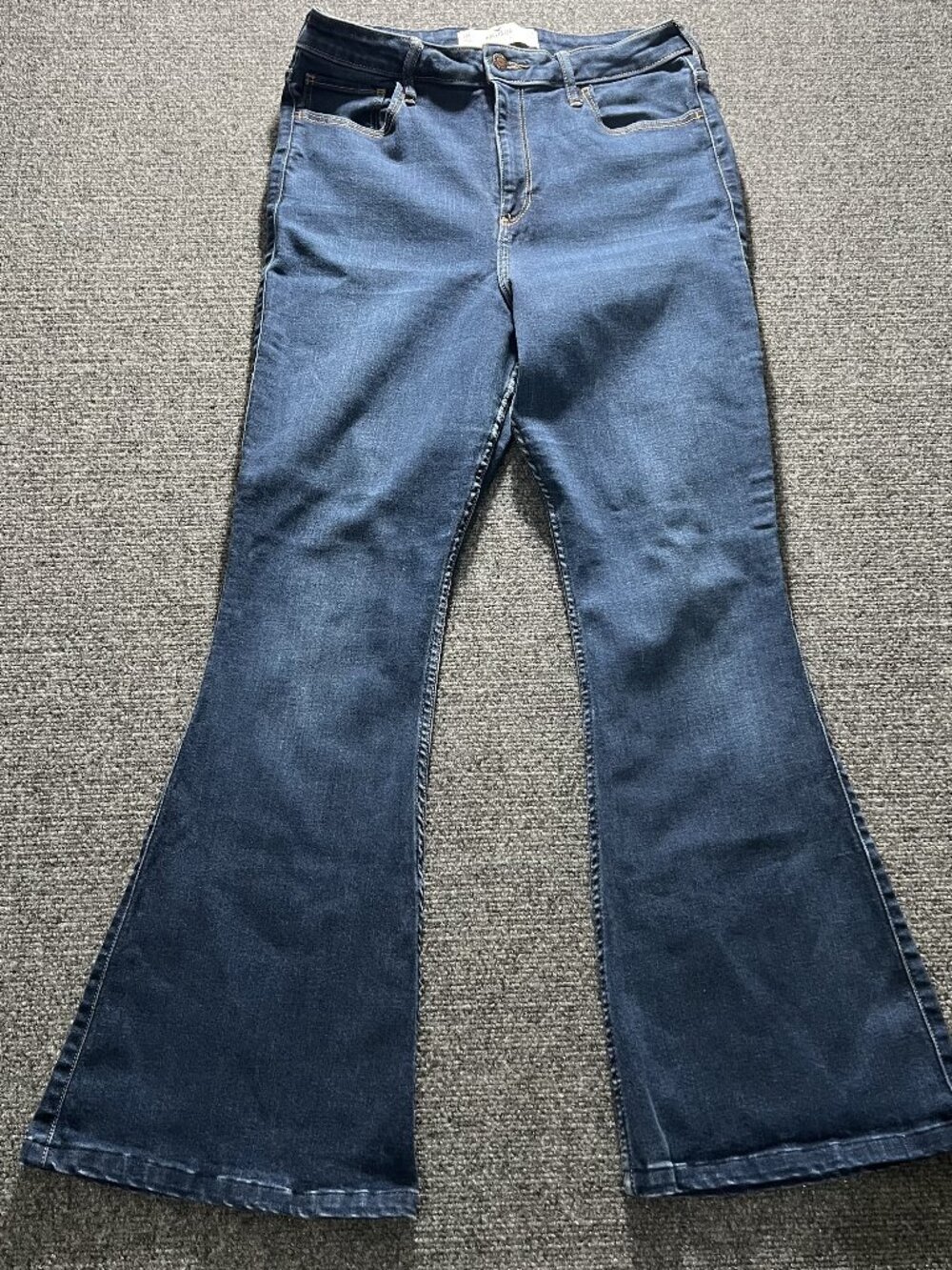 Hollister Curvy High-Rise Vintage Flare Jeans Womens 13R Dark Blue